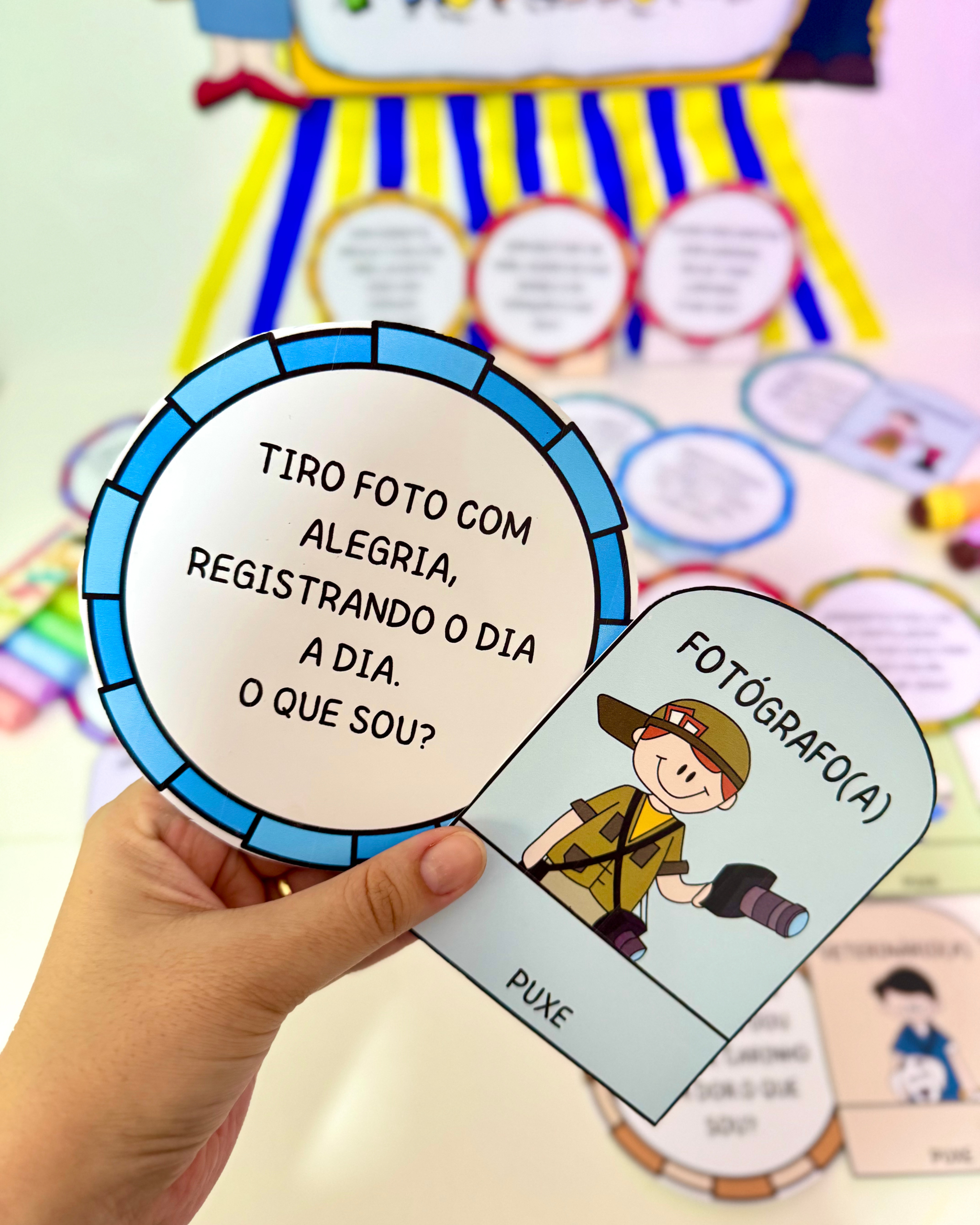 ADVINHA DAS PROFISSÕES - Imagem 10