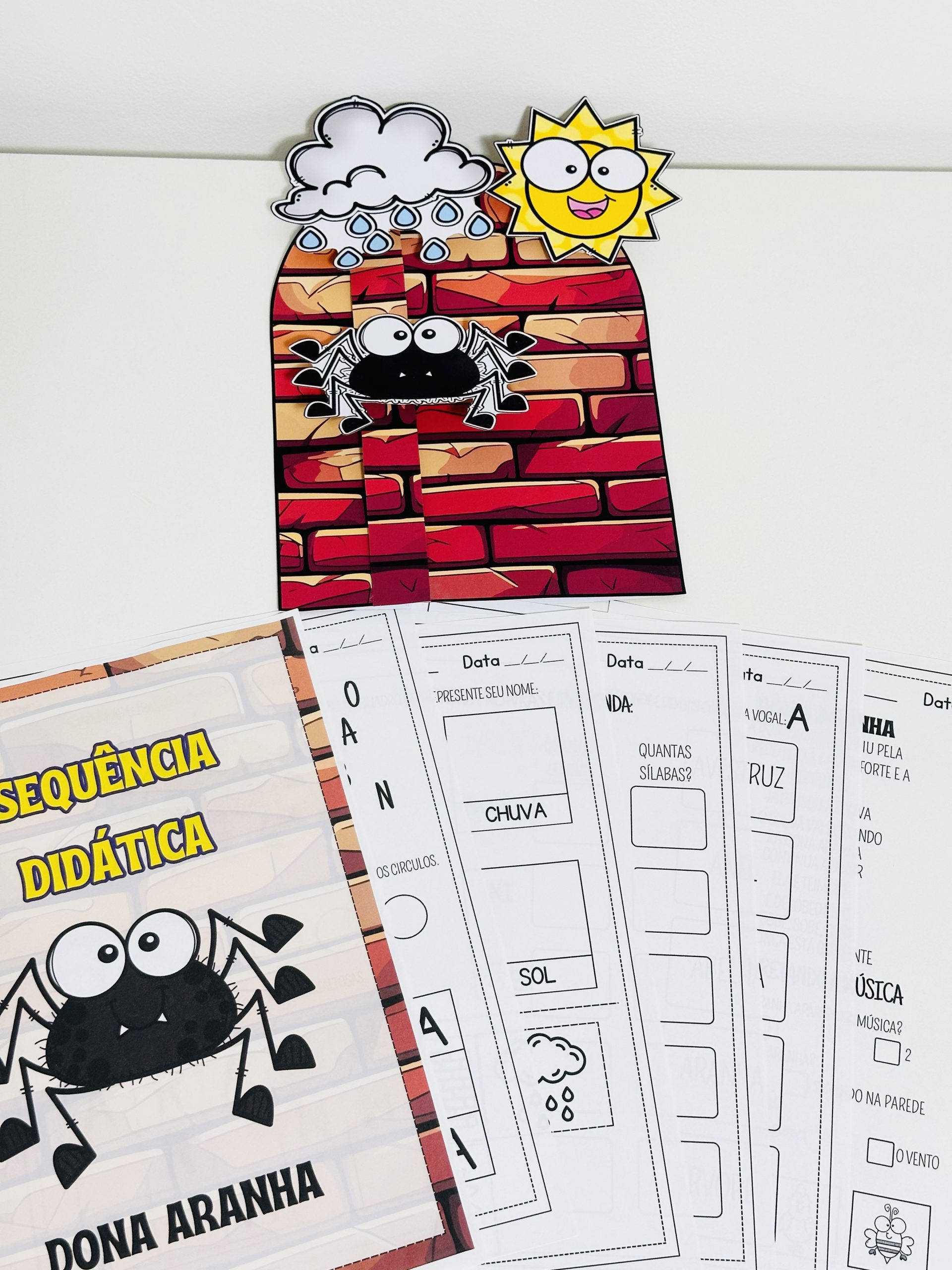 LUVA MUSICAL DONA ARANHA - Imagem 2