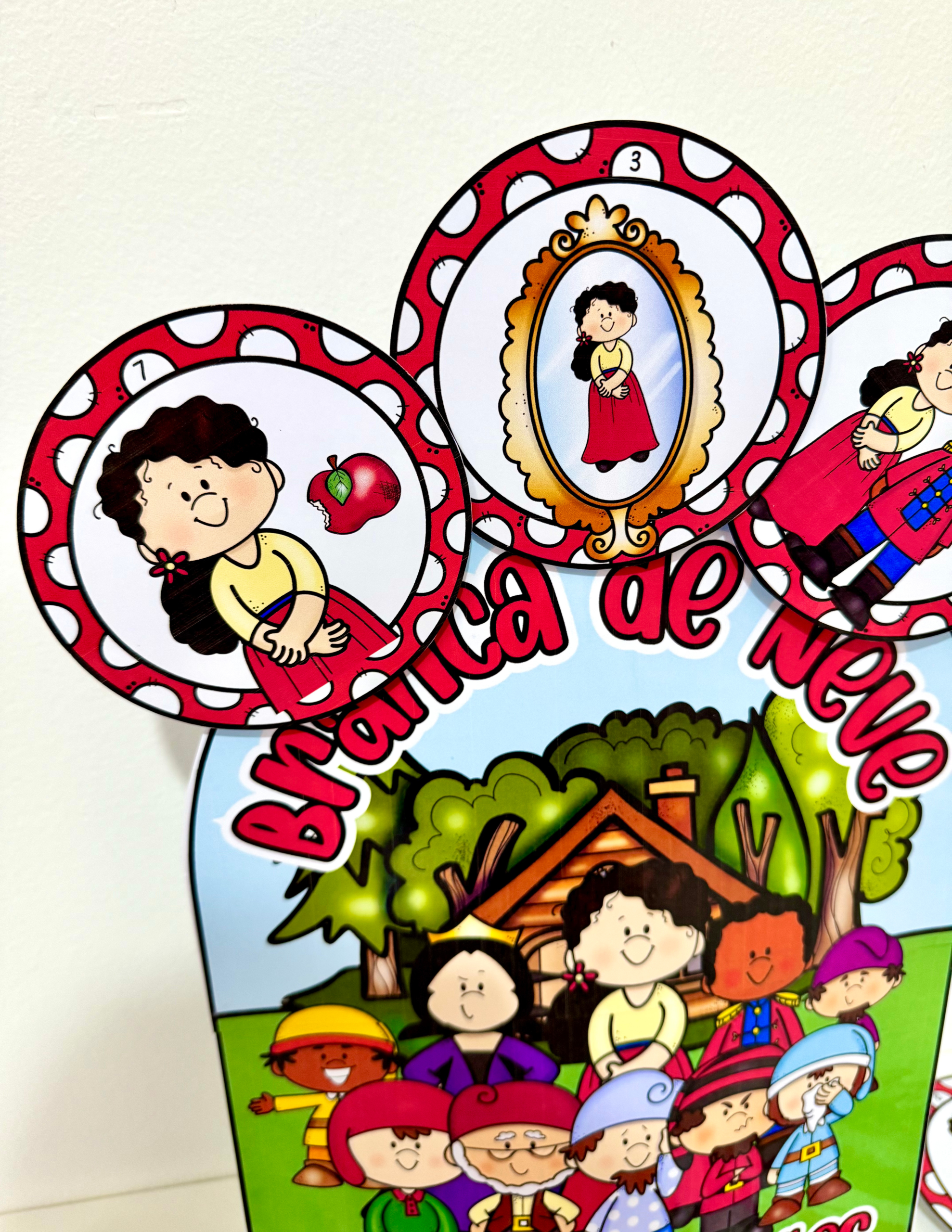 CONTANDO MAÇÃS + LUVA DE HISTÓRIA BRANCA DE NEVE - Imagem 4