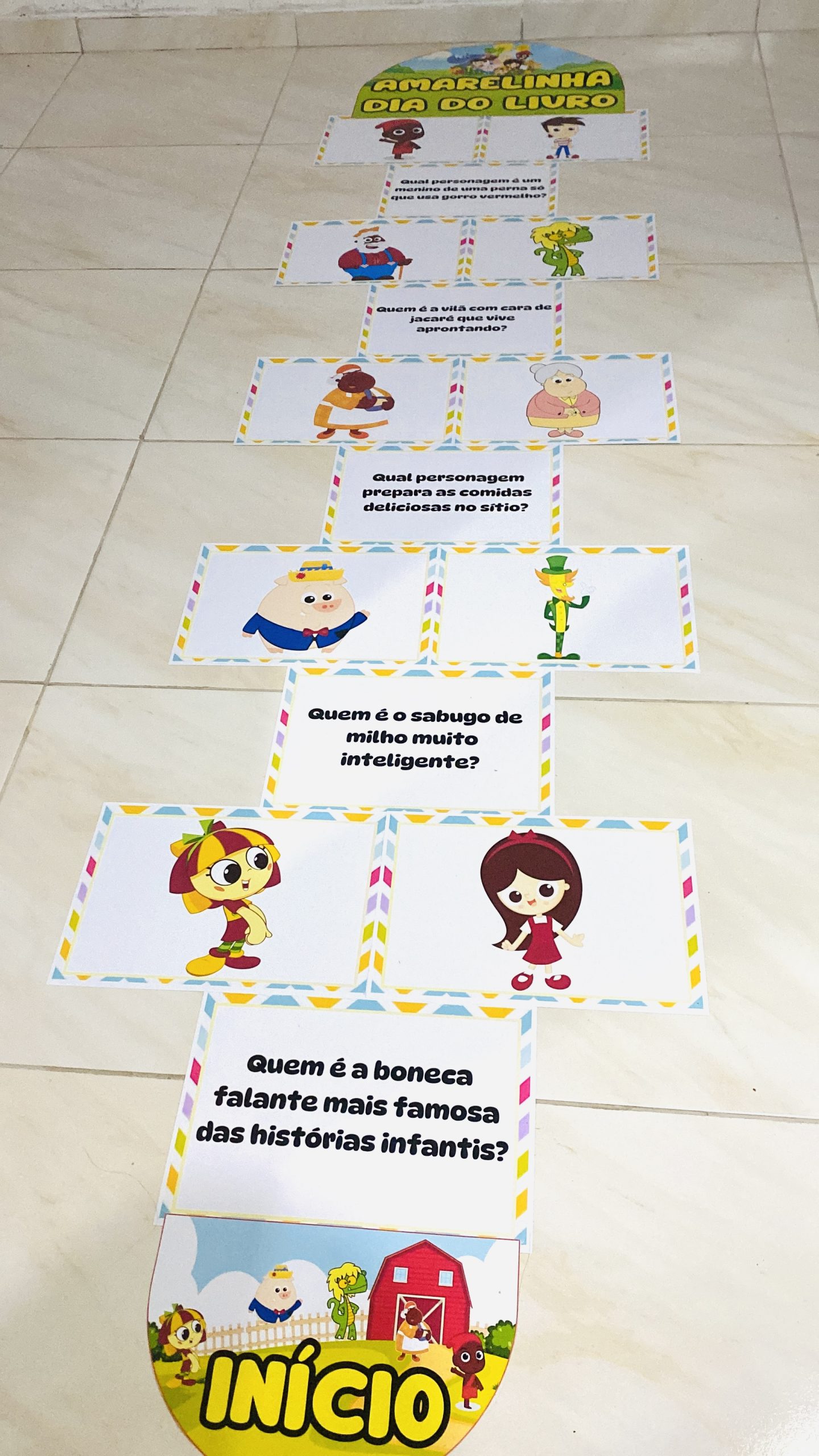 AMARELINHA DIA DO LIVRO